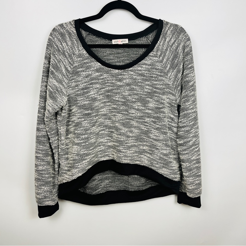 WISH & WHIM Retro Cropped Oversized Sweater Size Large in Black and White